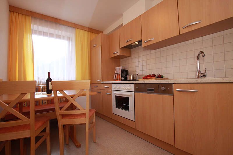 Appartement 4 mit Küche und Essbereich im Landhaus Barbara in Gerlos, Tirol